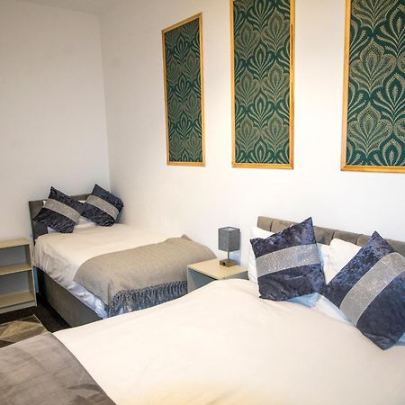 Cozy And Charming - 1 Bedroom Apartment - Free Parking, Transit Links, Close To Stadiums Manchester Buitenkant foto