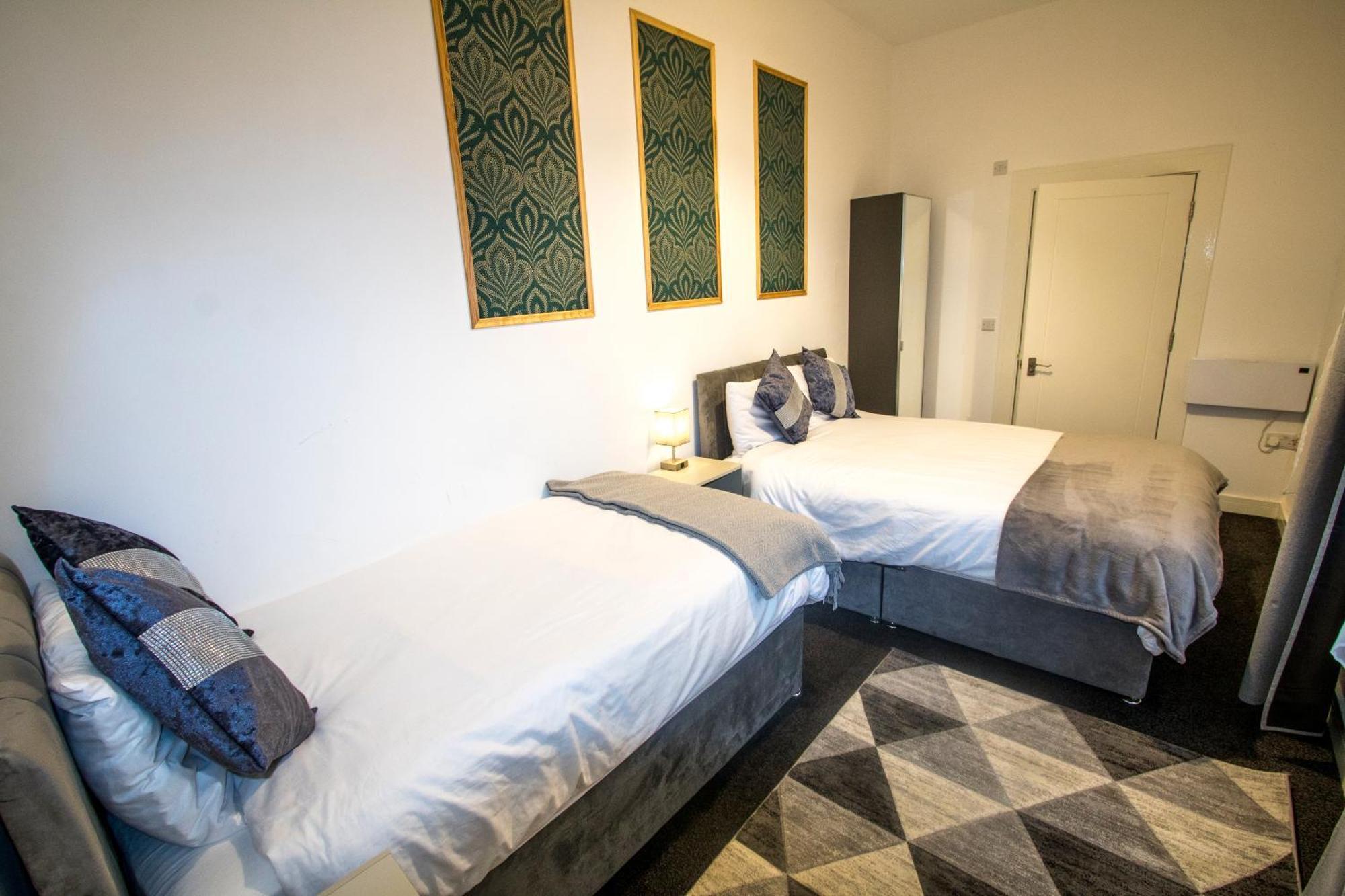 Cozy And Charming - 1 Bedroom Apartment - Free Parking, Transit Links, Close To Stadiums Manchester Buitenkant foto