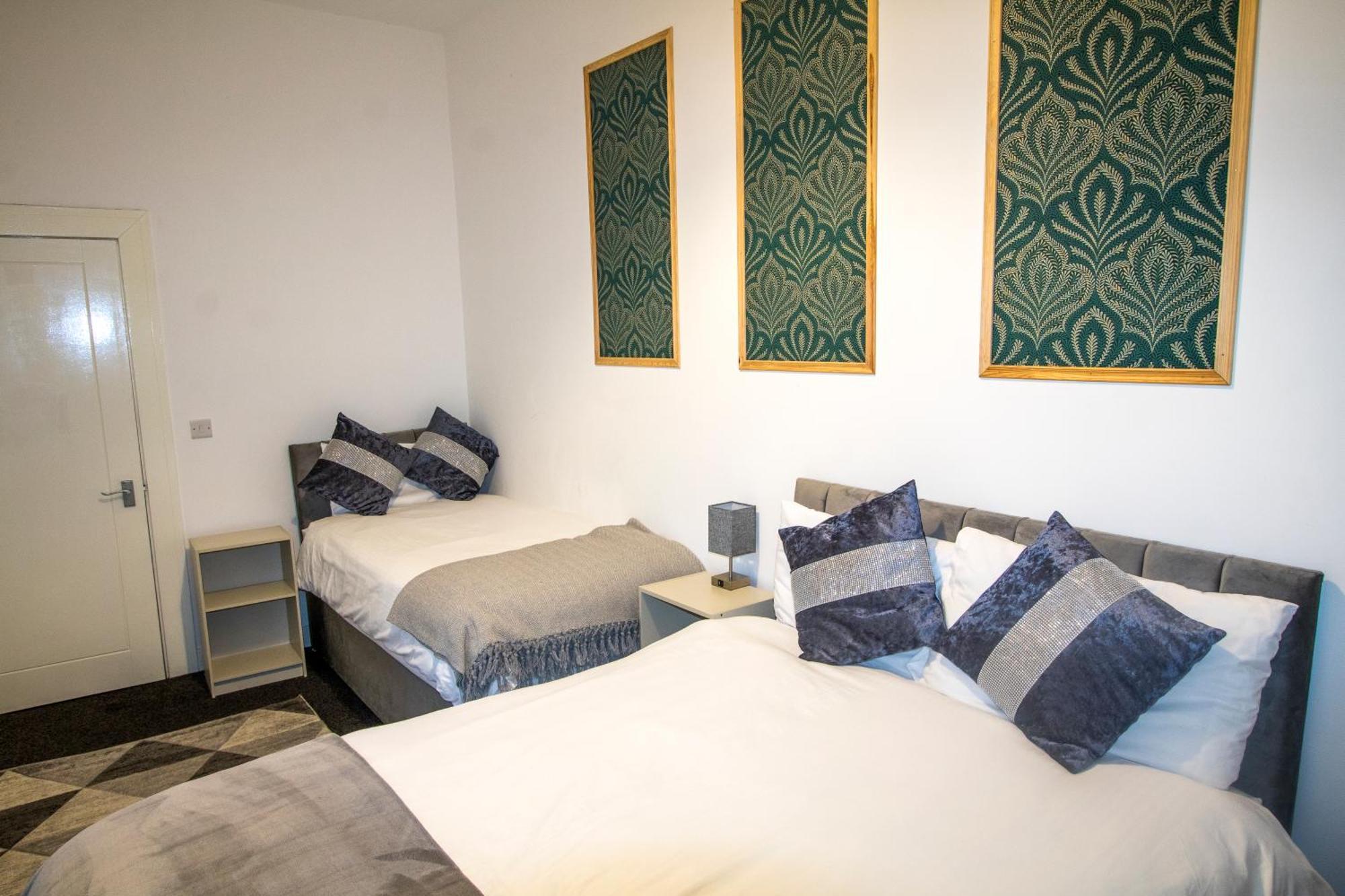 Cozy And Charming - 1 Bedroom Apartment - Free Parking, Transit Links, Close To Stadiums Manchester Buitenkant foto